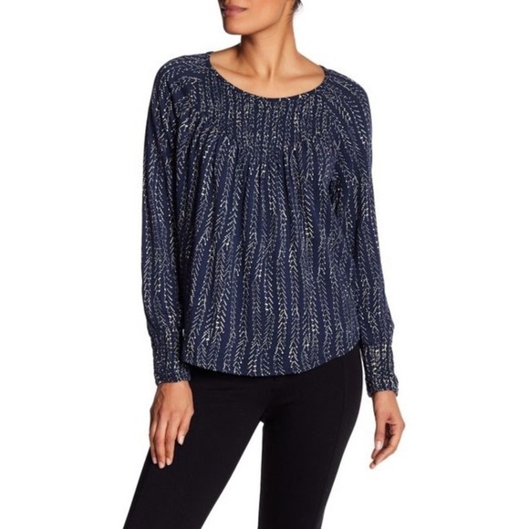 Lucky Brand Long Sleeve Chevron Smocked Top Blue S - Picture 1 of 9